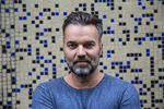 Színműhely Produkció – Átrium (Budapest): Nassim Soleimanpour: Fehér nyuszi, vörös nyuszi