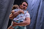 Szentendrei Teátrum - Manna Produkció: Denis Kelly: Árvák